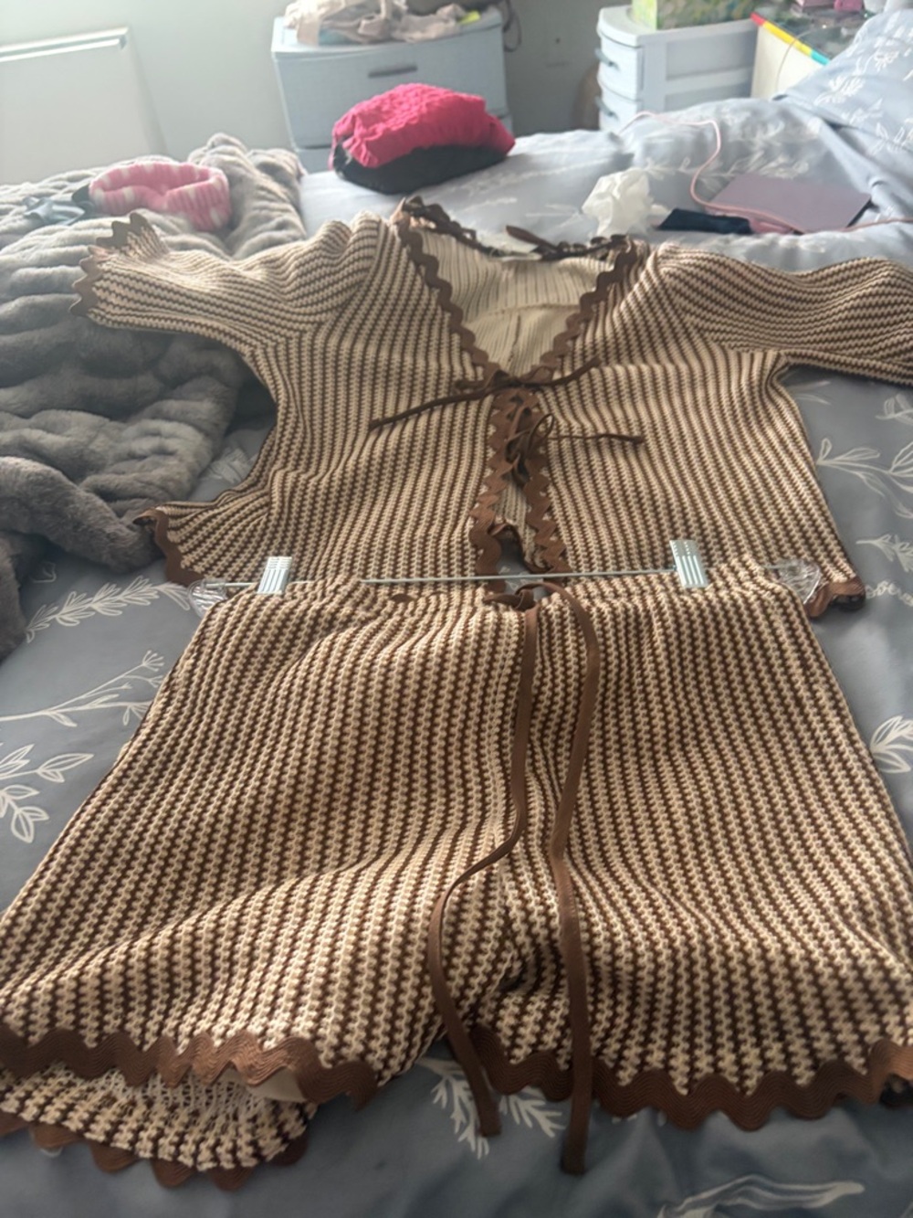 Brown & Cream Knit Tie-Waist Shorts - Women